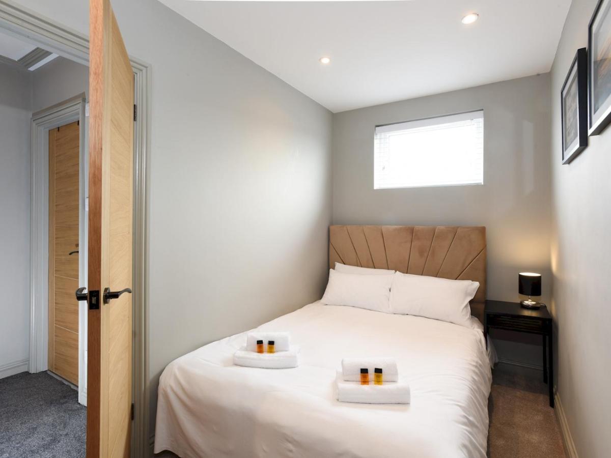 Pass The Keys Newly Refurbed 3Bed 2Bath House In Central 포츠머스 외부 사진